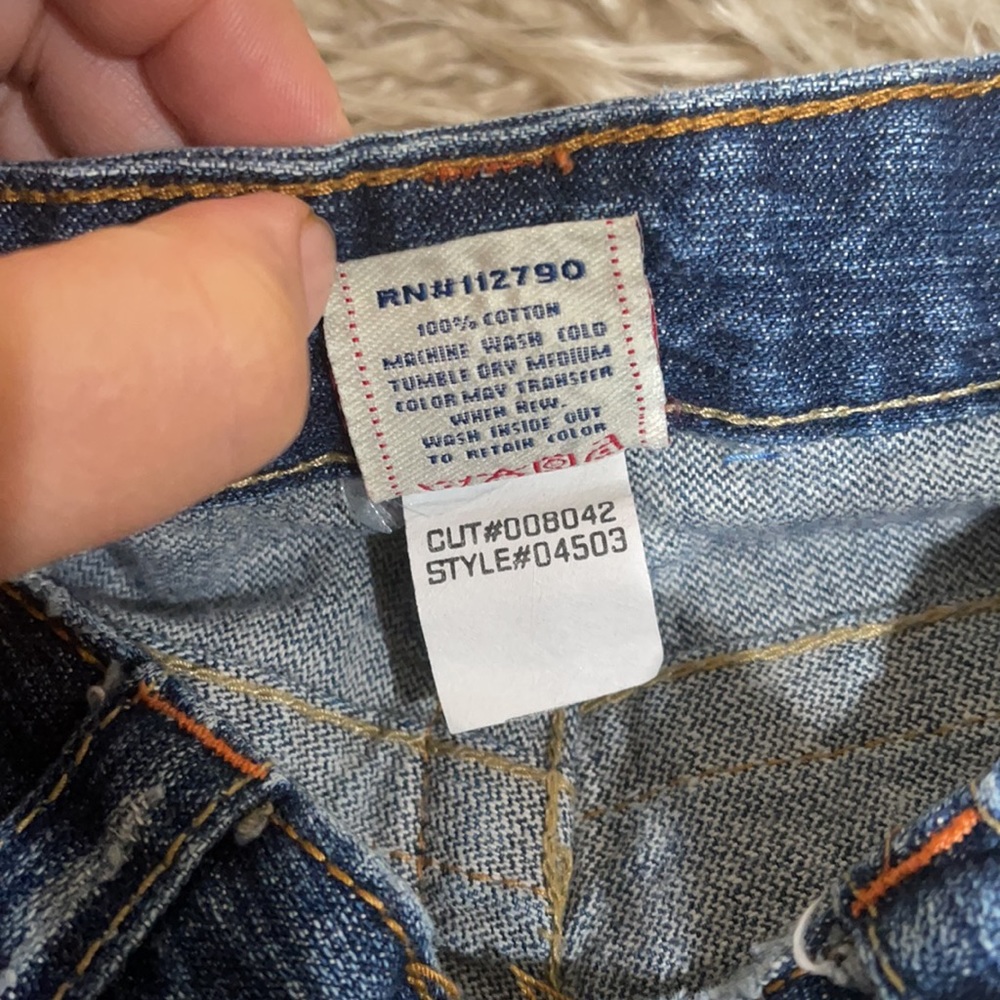 True Religion Distressed Bootcut Jeans. Size 28 - Picture 8 of 16